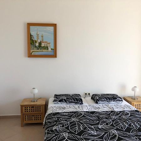 Apartments Delfini Sveti Filip i Jakov Buitenkant foto